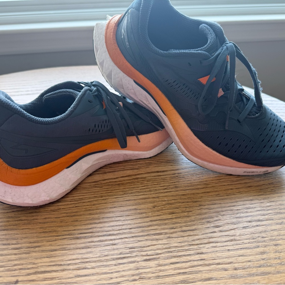 Saucony Endorphin Speed 3 Charcoal and Tangerine Athletic Sneakers - Picture 5 of 10
